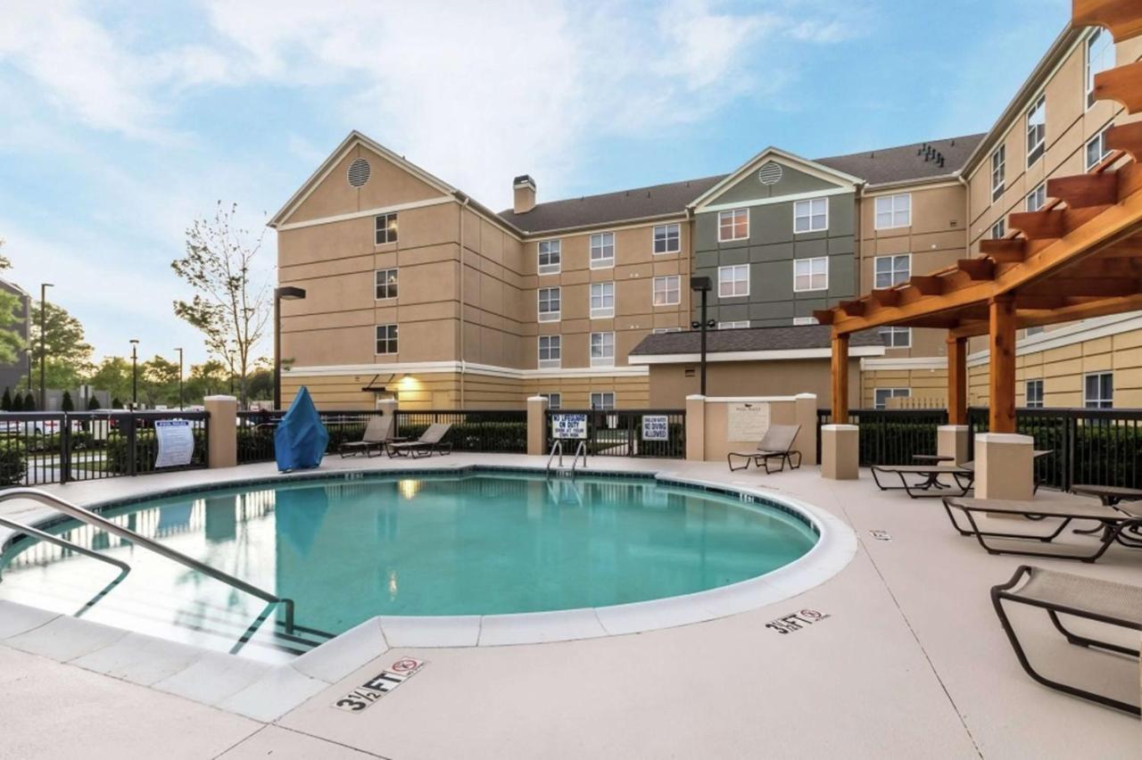 Homewood Suites By Hilton At Carolina Point - Greenville Zewnętrze zdjęcie